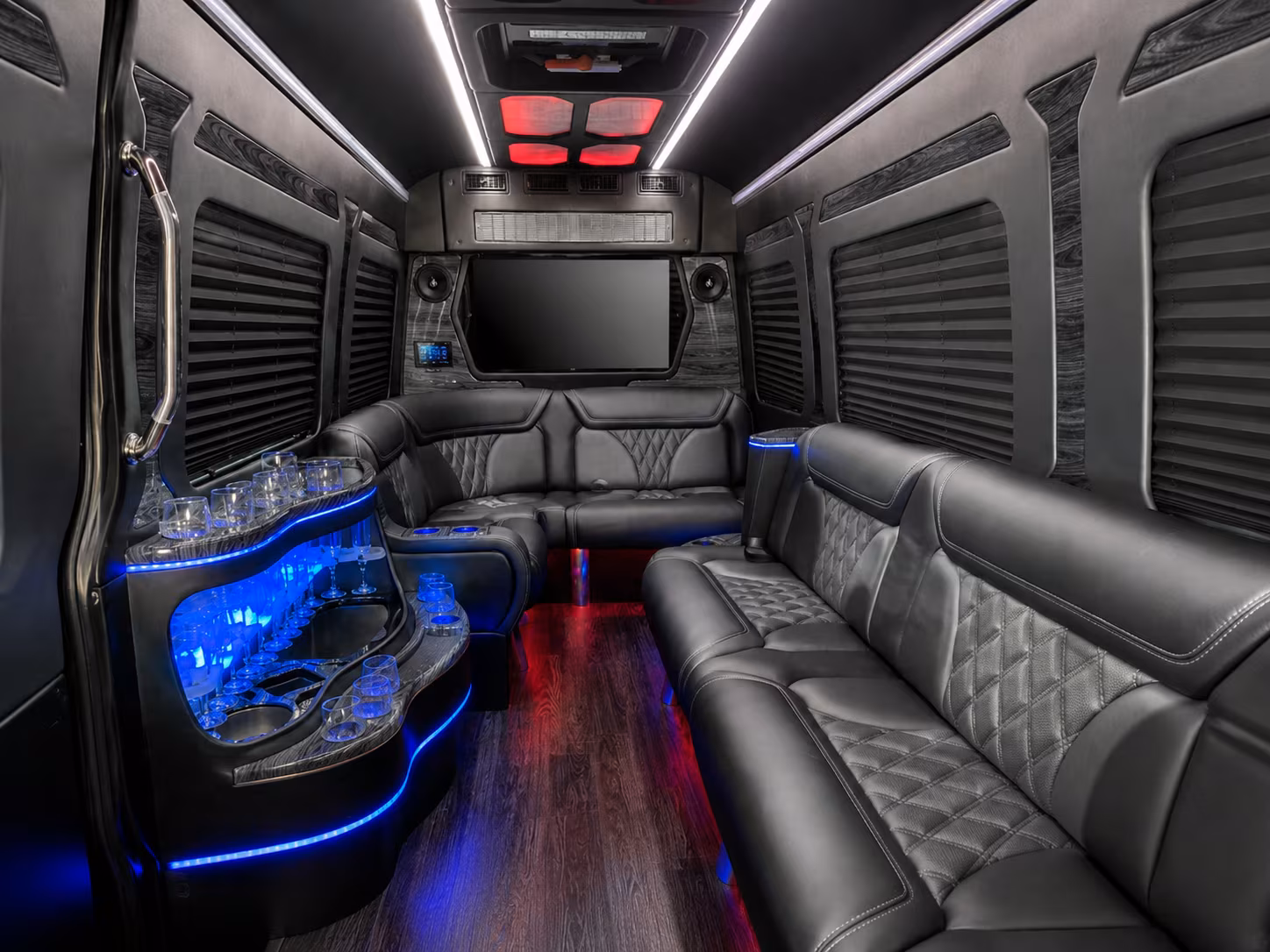 lakewood custom day trip and driving tour bus rentals