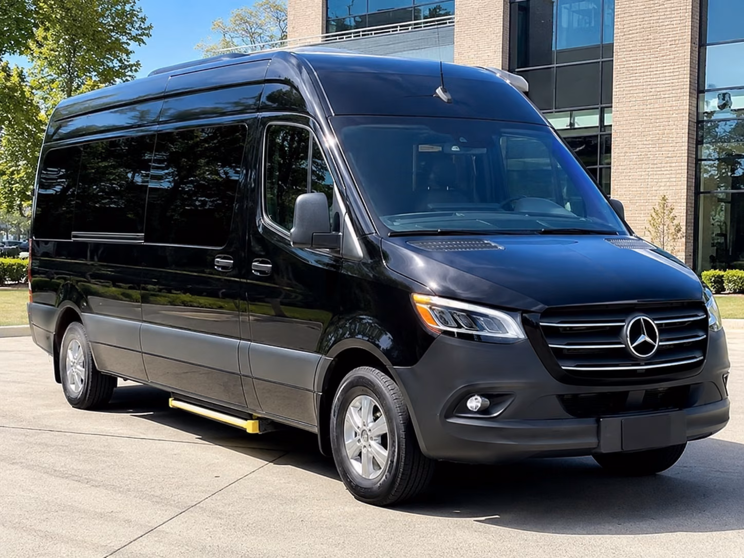 lakewood hospital and campus shuttle bus rentals